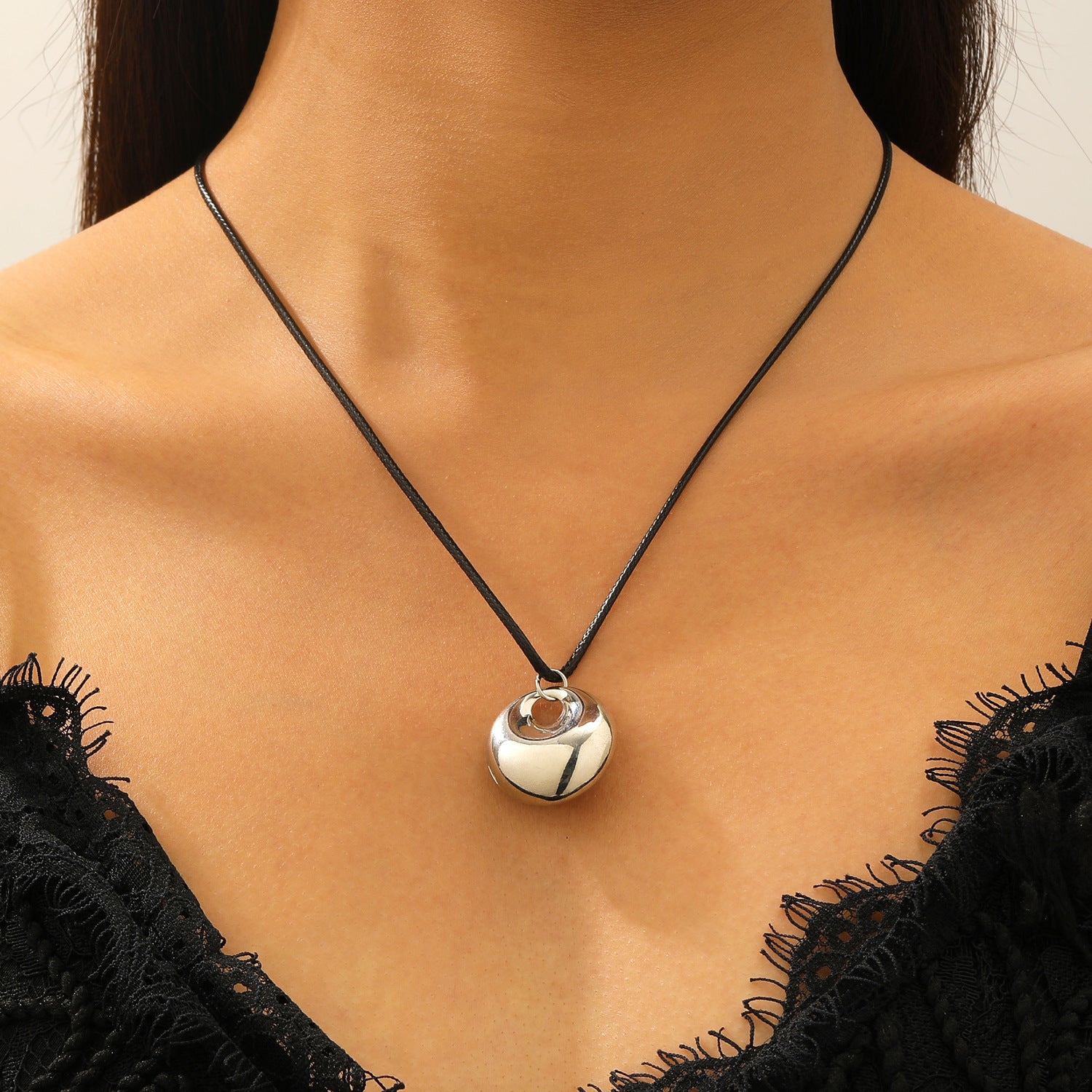 Wholesale Smooth brushed geometric simple necklace I