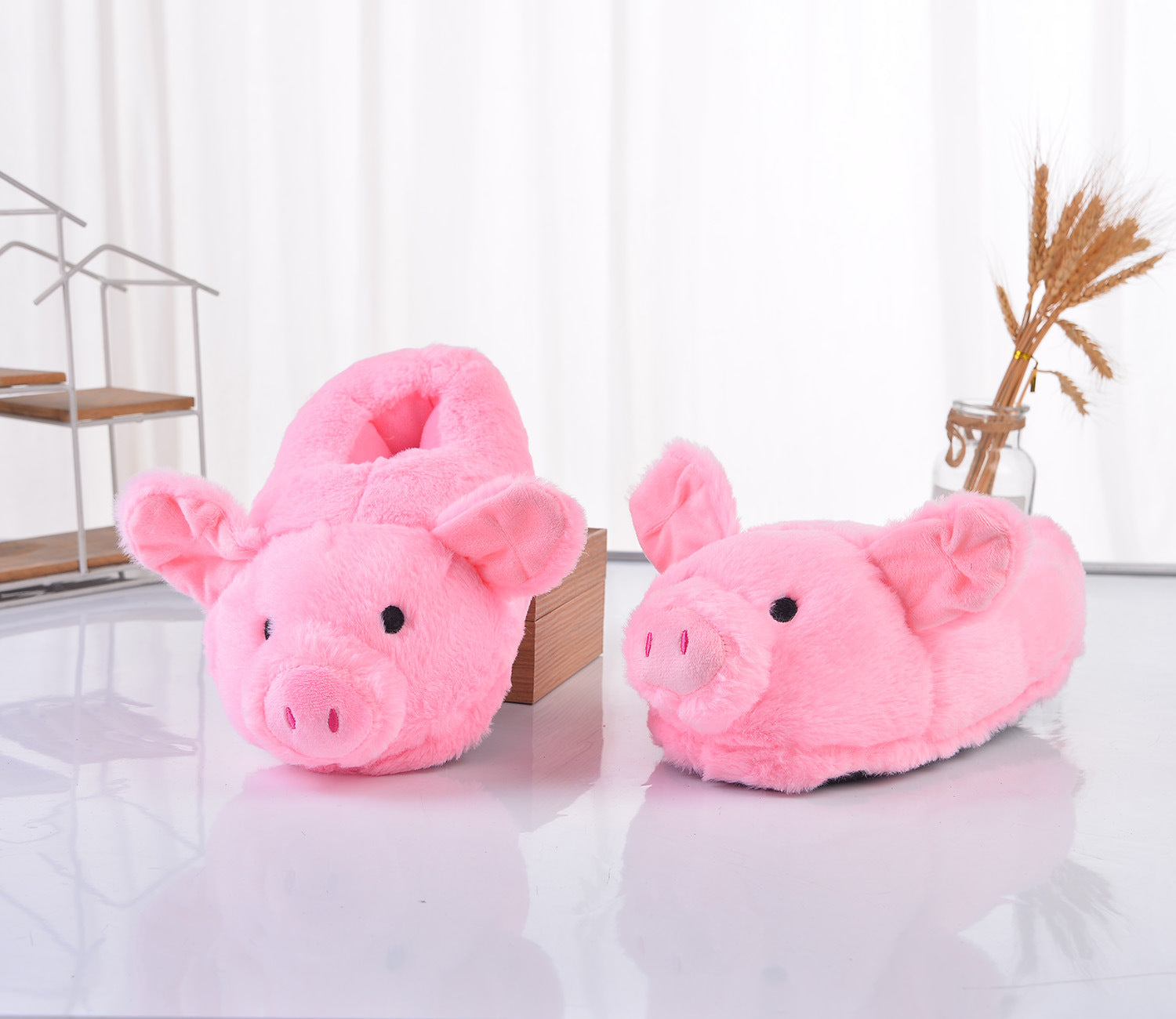 Wholesale Soft Girly Heart Piggy Warm Cotton Slippers
