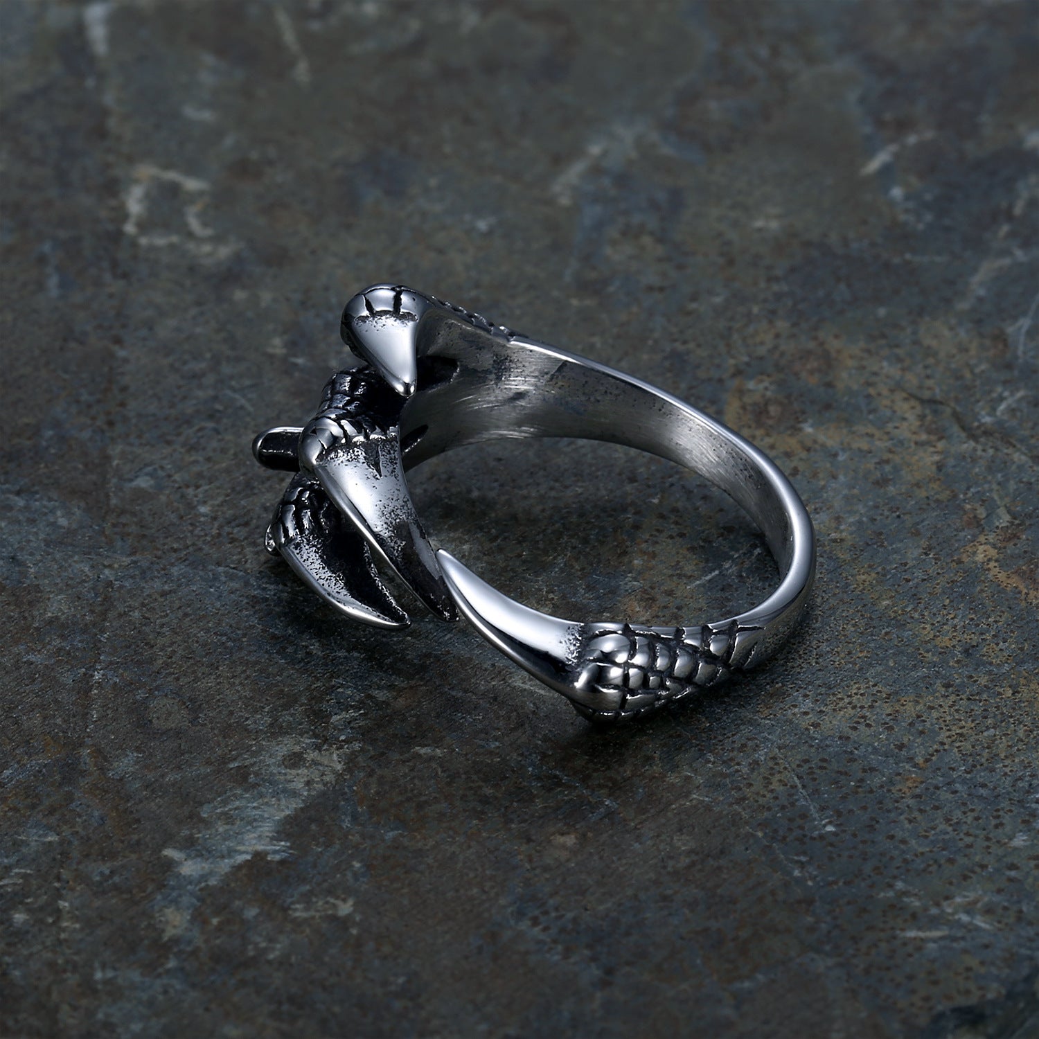 Wholesale Fashion Spring Live Stainless Steel Dragon Claw Ring Unisex Polished Jewelry