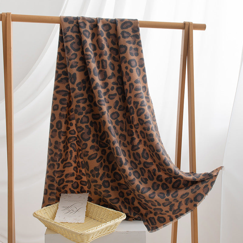 Wholesale High-end Fashion Versatile Leopard Print Warm and Warm Scarf