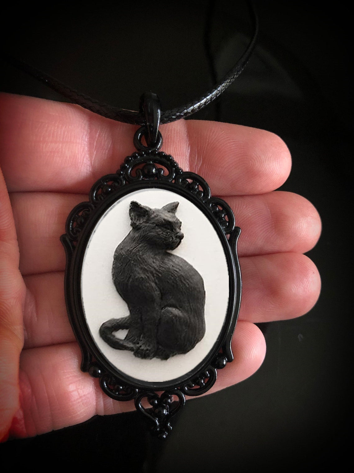 Wholesale Gothic Black Cat Pendant Metal Necklace
