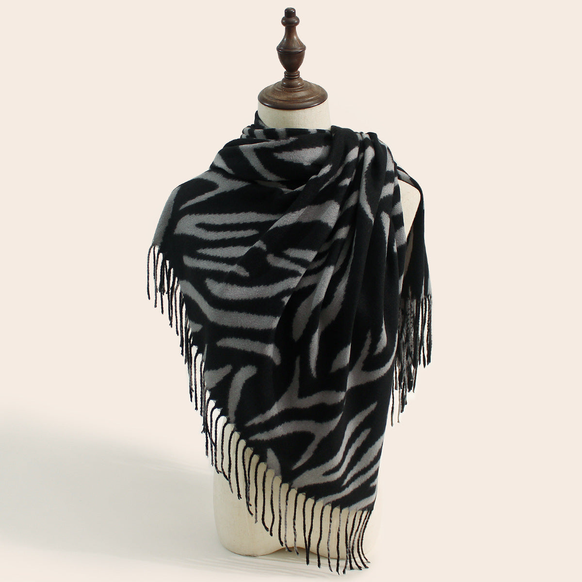 Wholesale Autumn and Winter Leopard Print Warm and Versatile Fashionable Imitation Cashmere Scarf