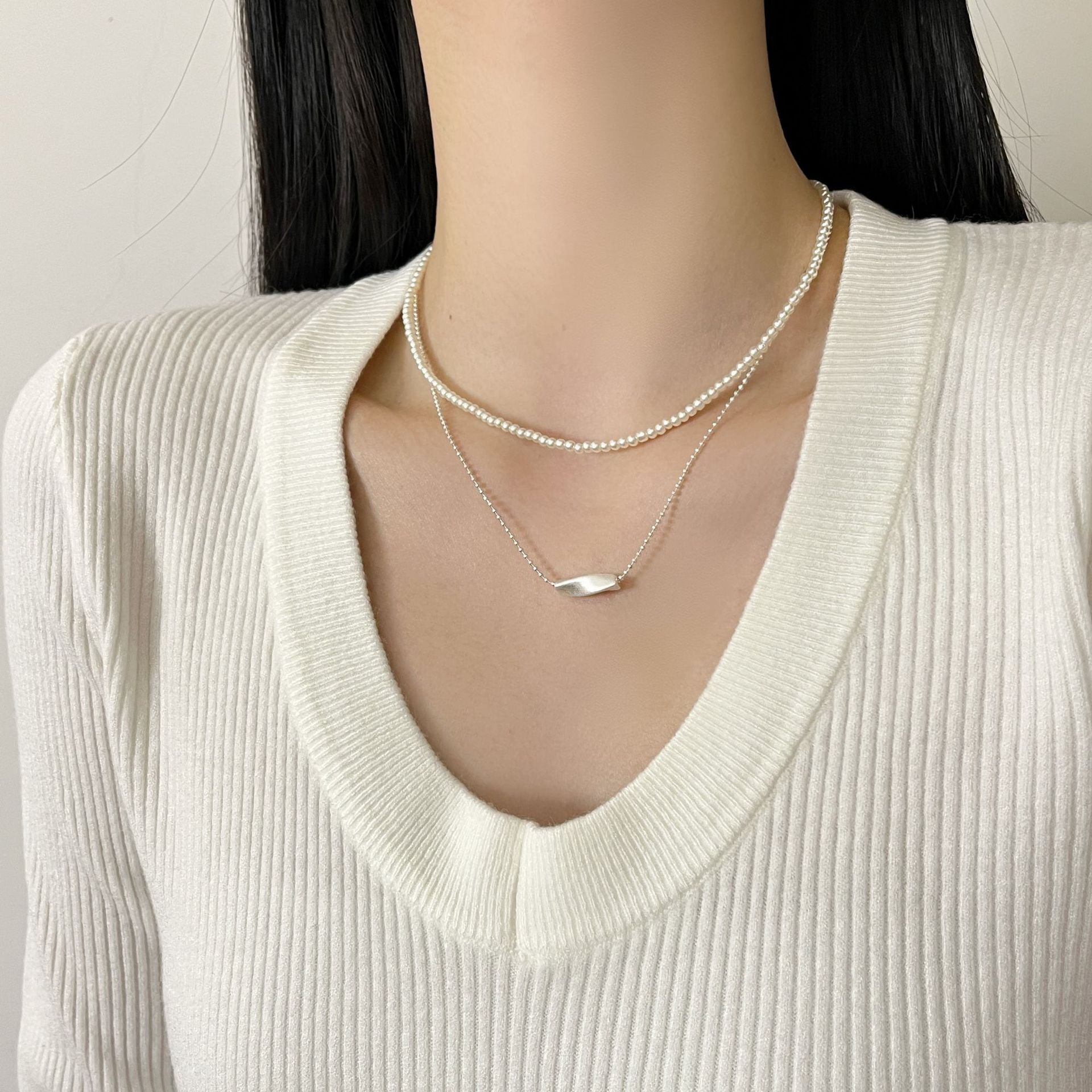 Wholesale Japanese and Korean Silver Brushed Heart Design Necklace Women' s