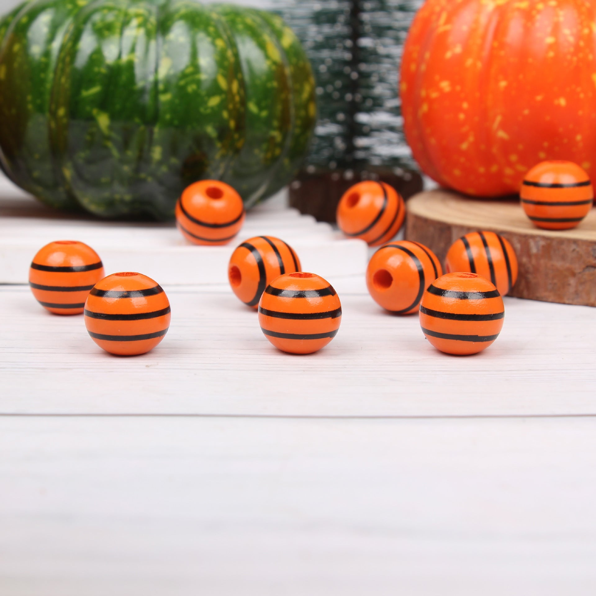 Wholesale 20pcs Halloween Pumpkin Spider Web Lattice Striped Wooden Beads