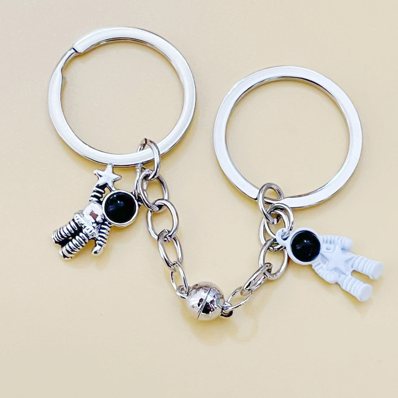 Wholesale Astronaut Star Magnetic Keychain Spaceman Keychain