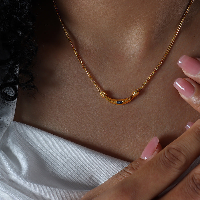 Wholesale Retro light luxury titanium steel clavicle chain