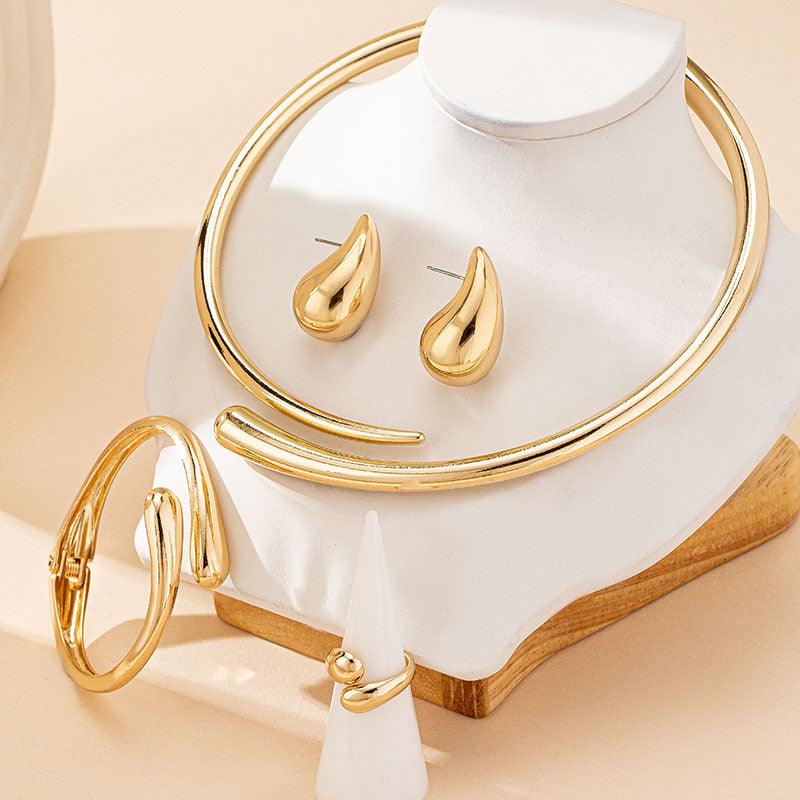 Wholesale Drop Design Jewelry Set Retro Elegant Alloy Necklace Bracelet Earrings Ring Set Electroplated Party Wear Gift Resale
