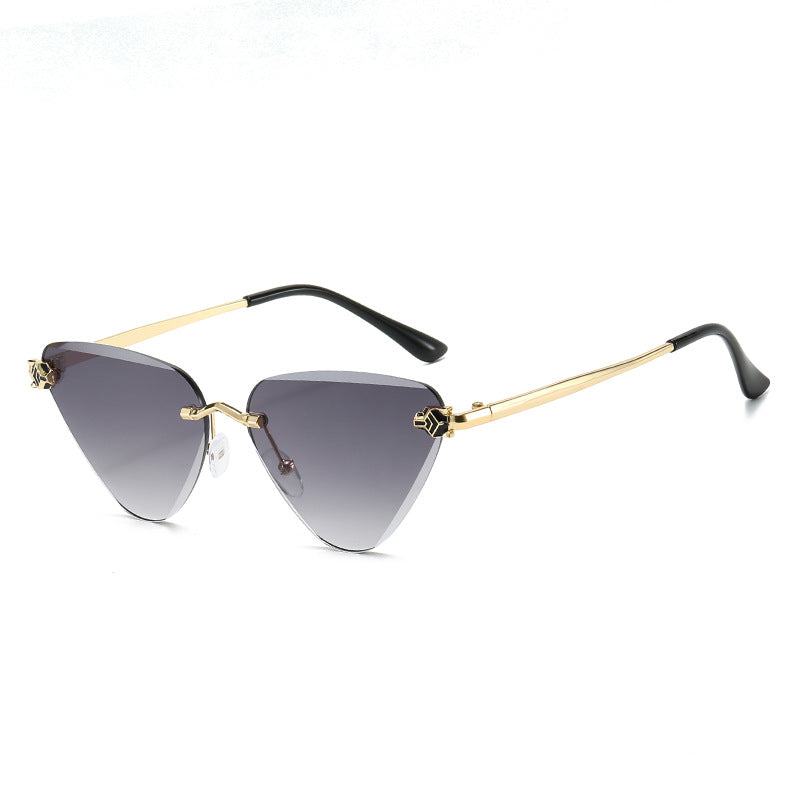 Wholesale Frameless Triangle Diamond-cut Fashion Panda Sunglasses