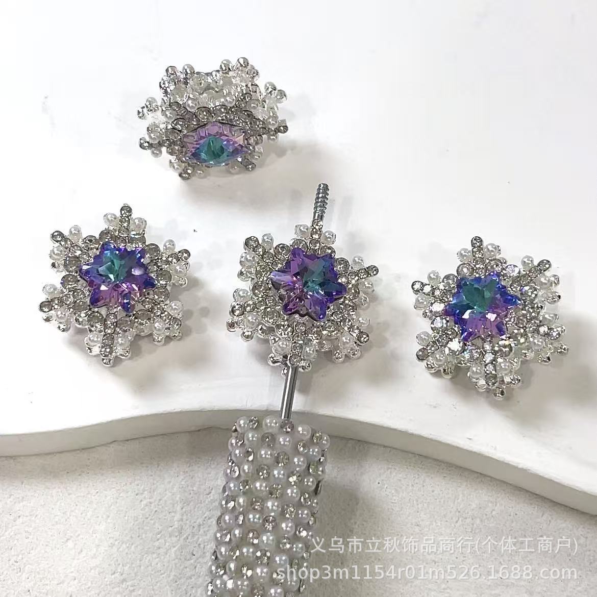 Wholesale  10pcs Snowflake inlaid with colored zircon straight hole beads