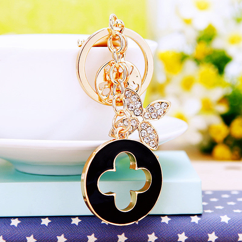 Wholesale Flower Metal Car Keychain With Tassel Pink White Bag Charm And Key Accessory Gift For Women Boutique Resale