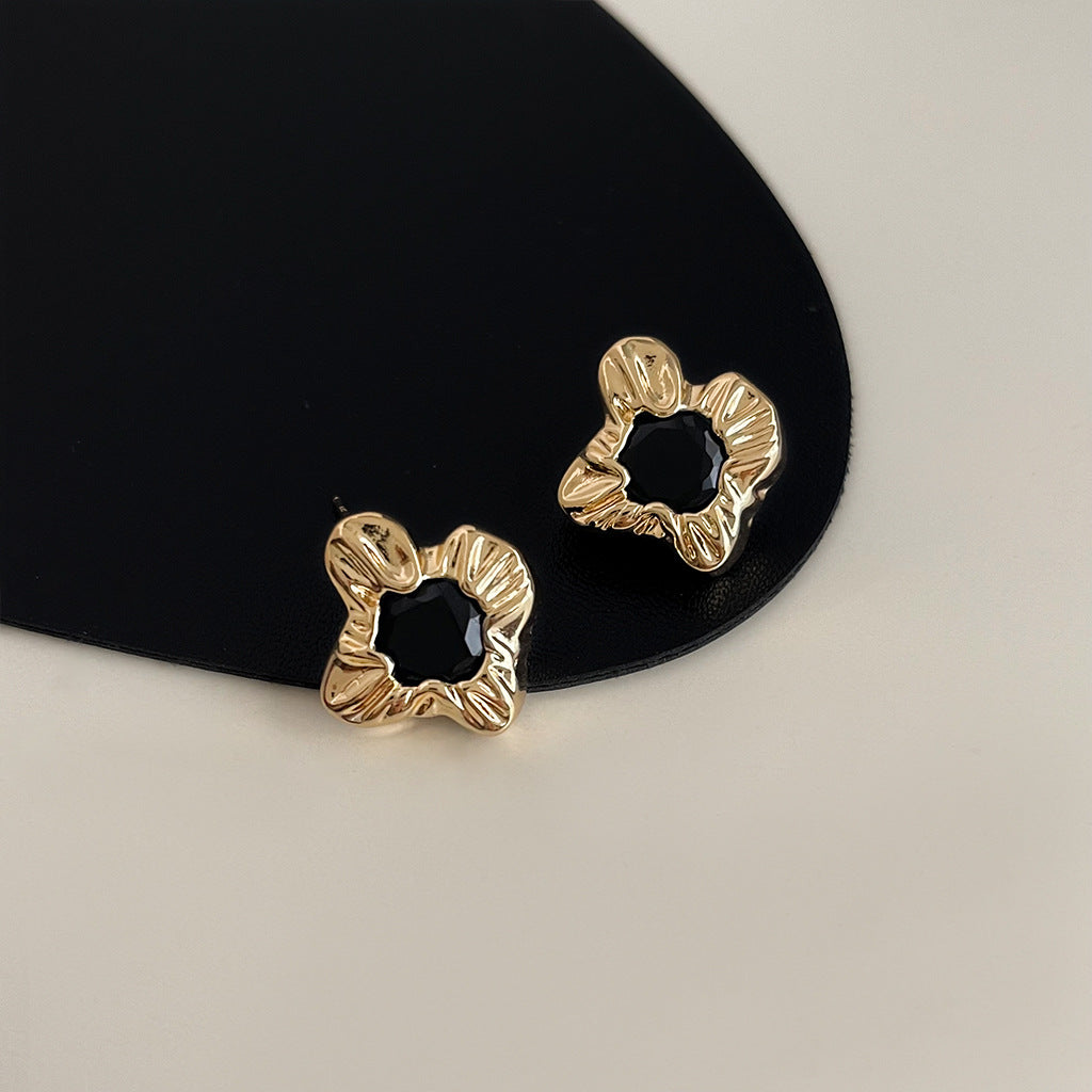 Wholesale Retro geometric metallic irregular earrings