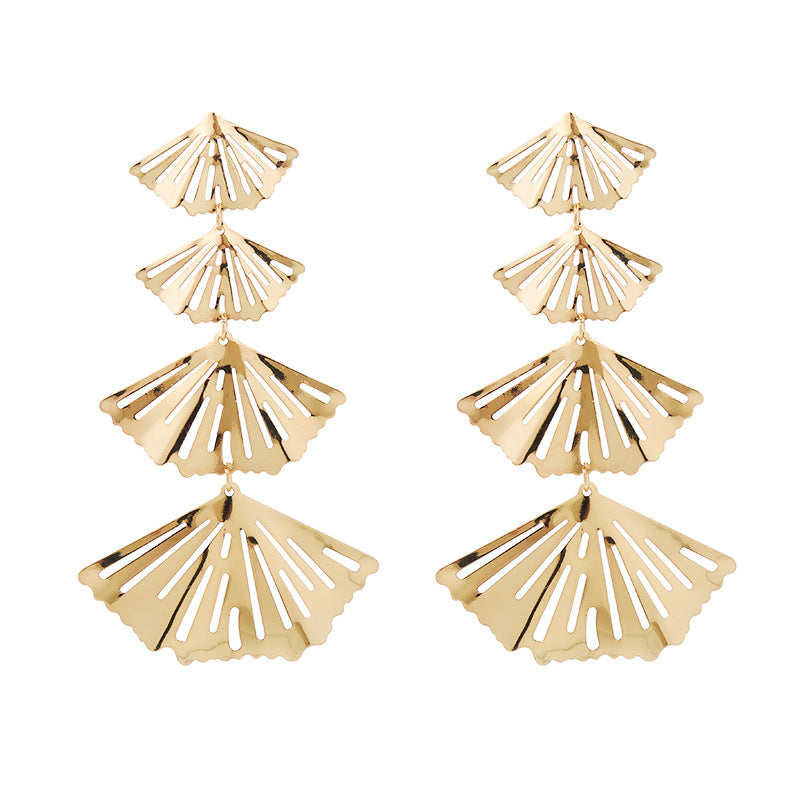 Alloy multi-layered exaggerated scalloped earrings
