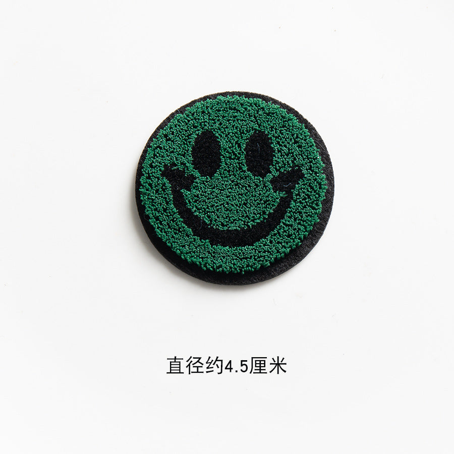 Wholesale Orange Face Embroidered Felt Patch Round Applique Towel Fashion Accessory DIY Gift For Bags Hats Clothing Boutique