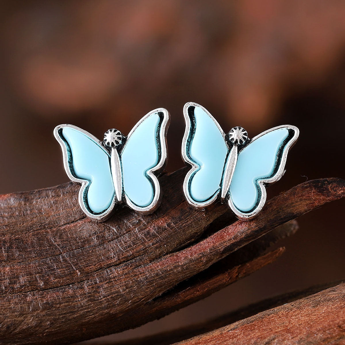 Wholesale Retro sweet colorful butterfly earrings simple and versatile fashion niche earrings for women