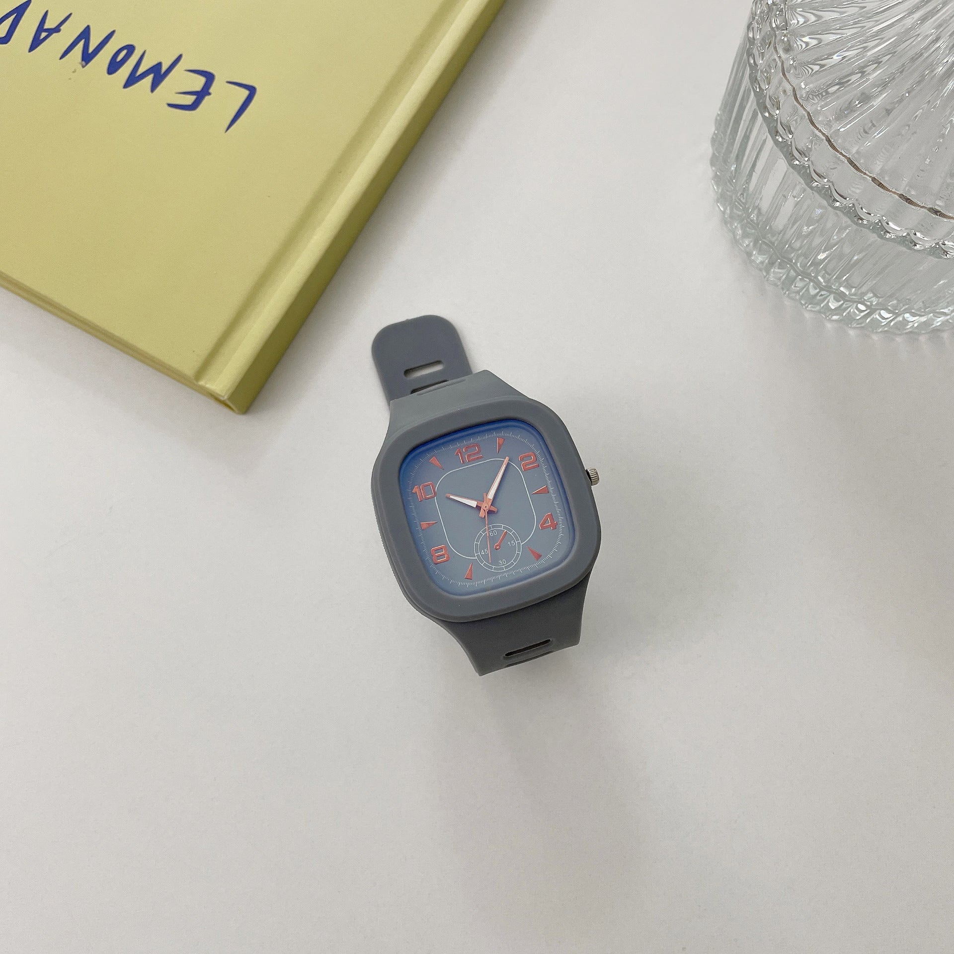 Wholesale Square Quartz Watch Simple Plastic Electric Watch