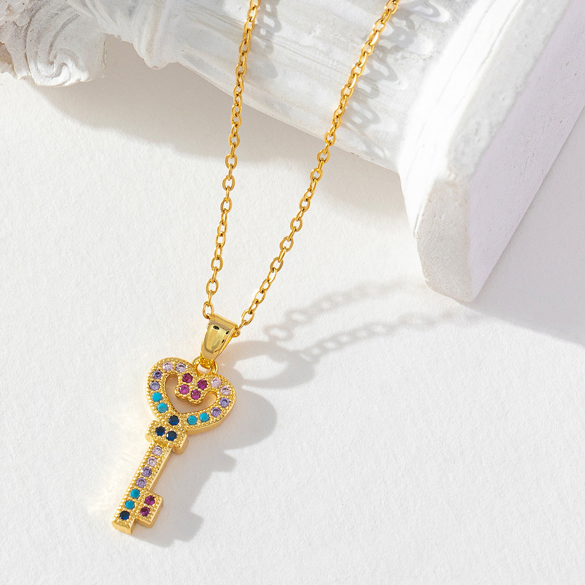 Wholesale hot light luxury full Diamond Love necklace for women high-grade creative necklace niche light luxury  pendant