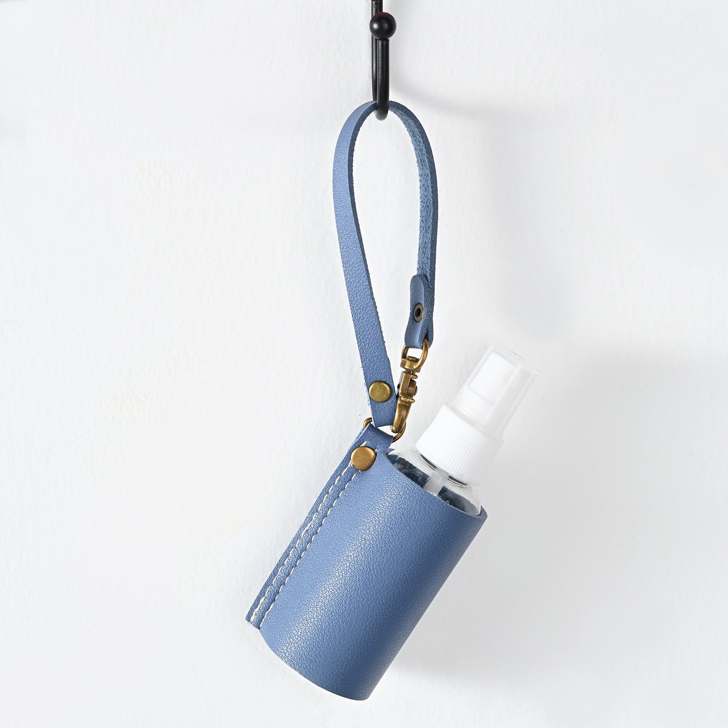 Wholesale PU Bottle Case Keychain