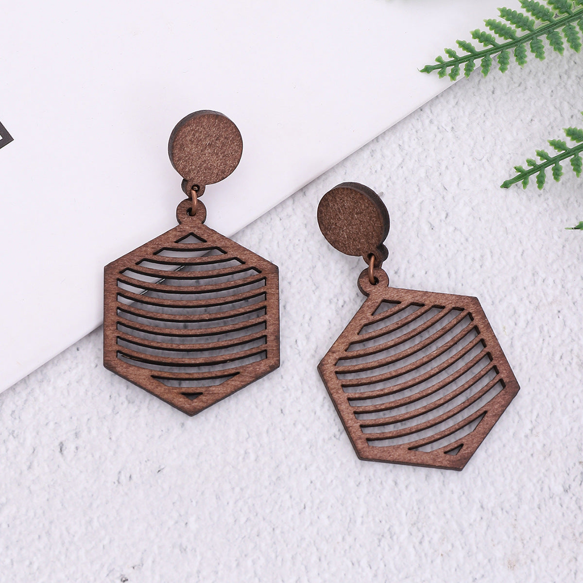 Wholesale Vintage Geometric Hollow Line Wood Chip Earrings