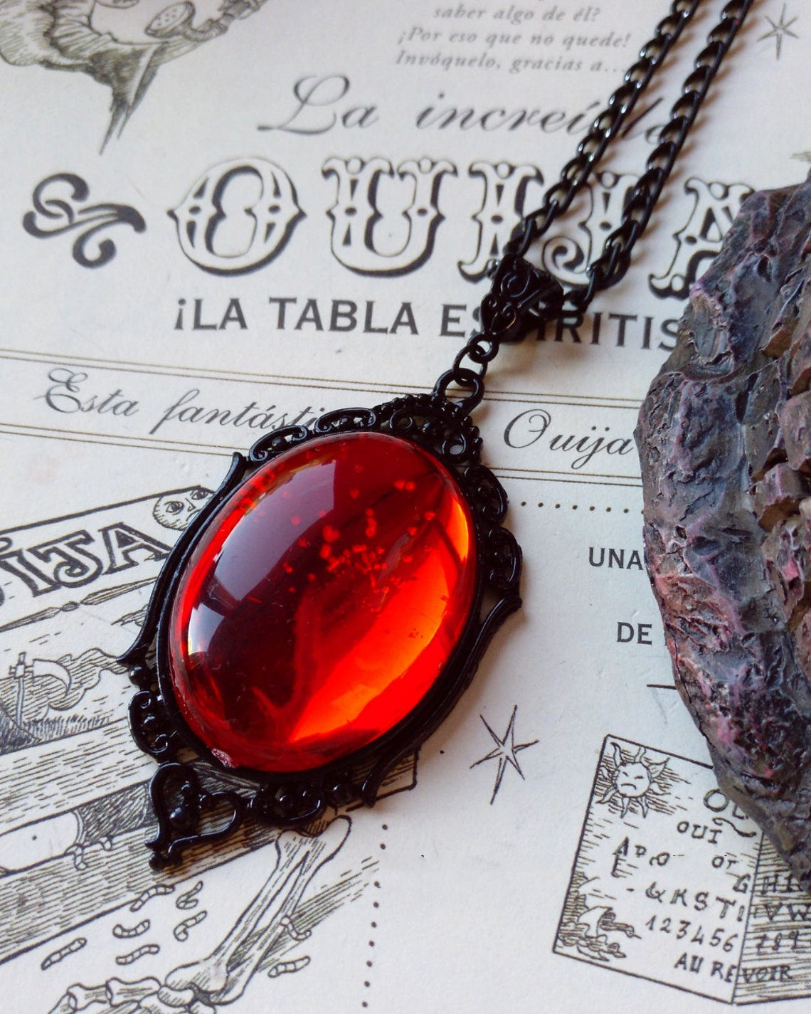 Wholesale Vintage Red Quartz Crystal Necklace