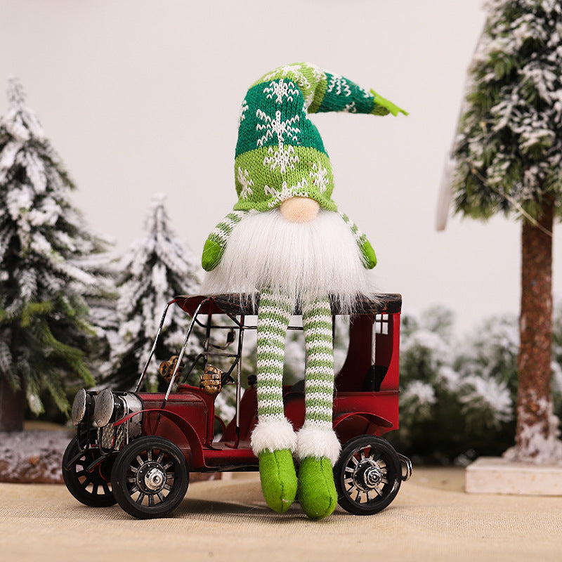 Wholesale Christmas Scene Decoration Props, Illuminated Sitting Posture, Knitted Forest Man Fabric Figurines