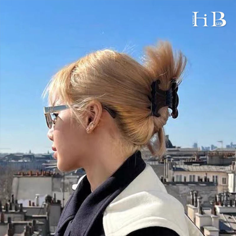 Wholesale Personality Fashion Advanced Sense Small People Fish Shark Clip