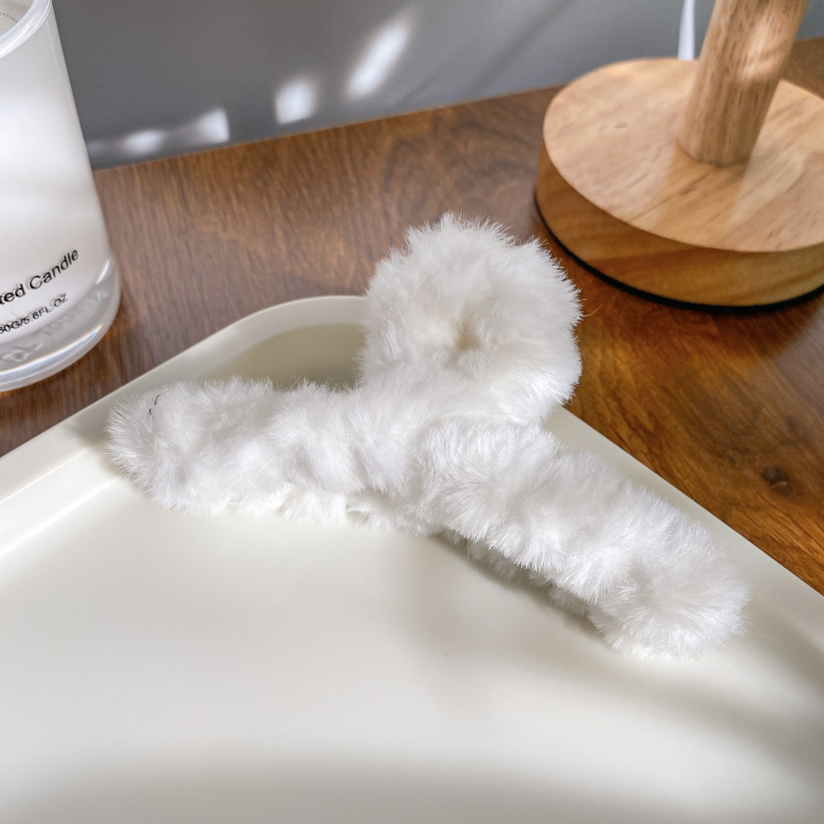 Wholesale Autumn and Winter Plush Fashion Temperament Large Hair Clips