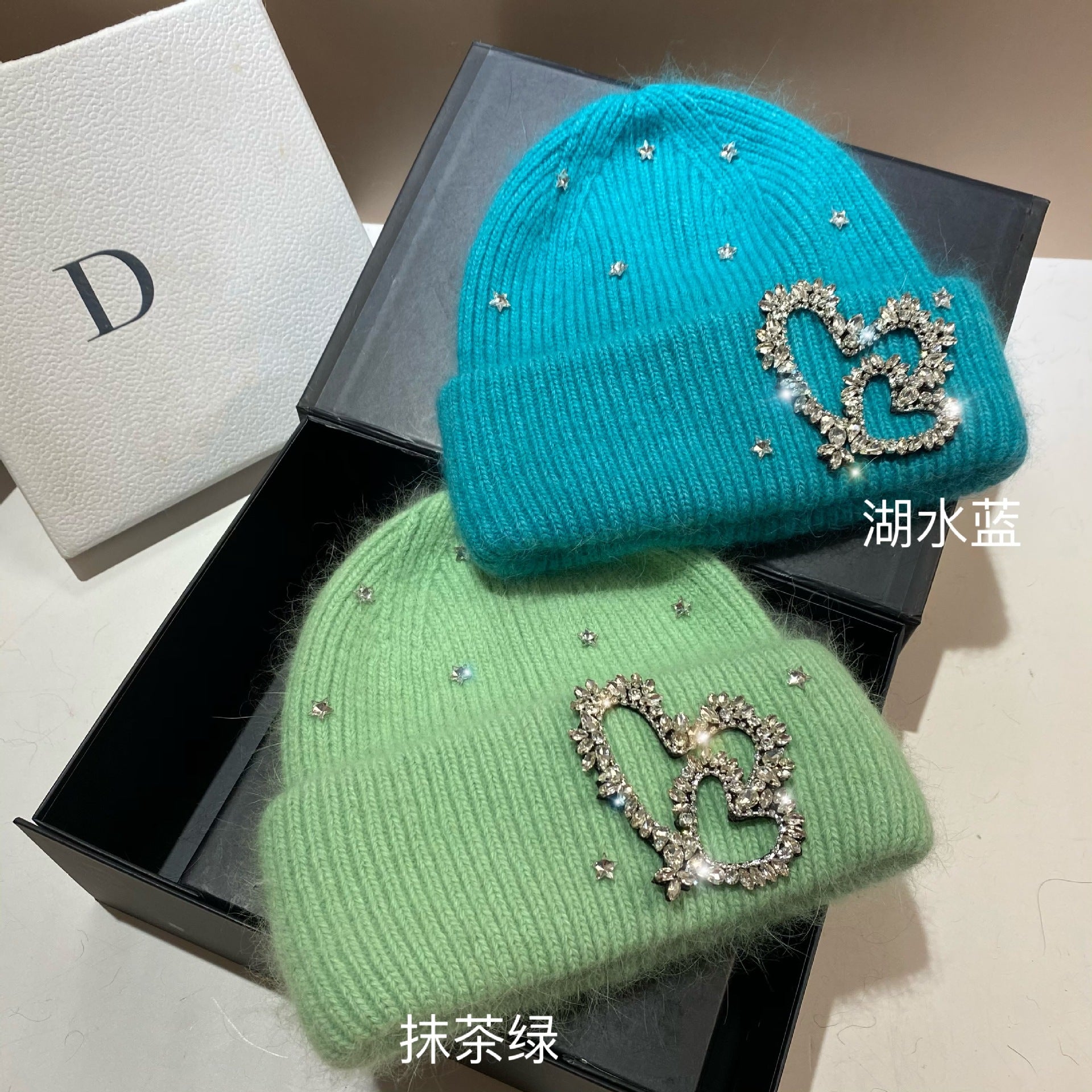 Wholesale Heavy Industry Rhinestone Heart Rabbit Fur Earmuff Knitted Hat