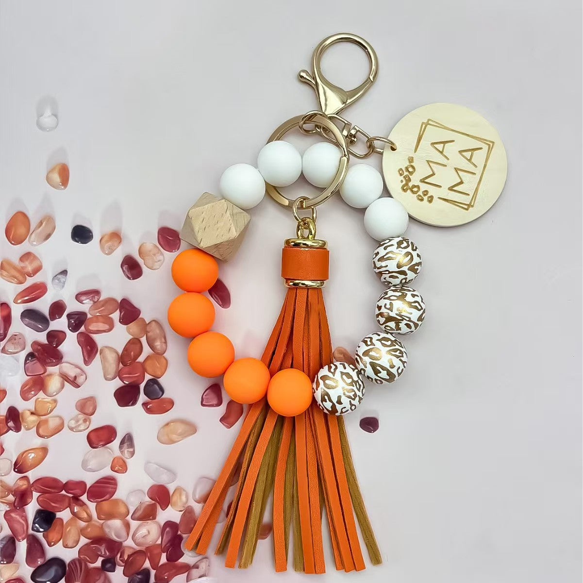 Wholesale Chic Purple Silicone Bead Tassel Keychain Bag Charm With Wooden MAMA Pendant Casual Gift For Couple Car Key Accessory Resale