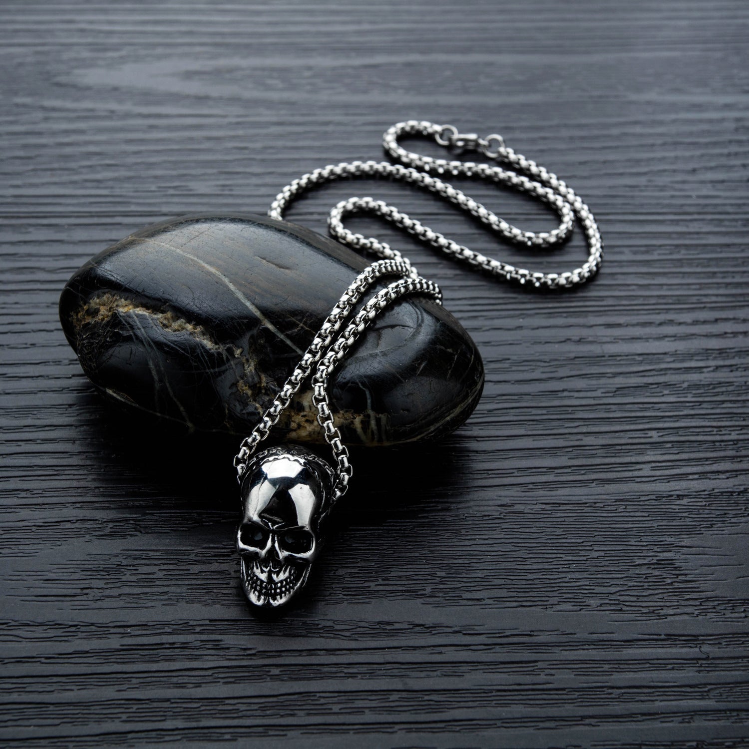 Wholesale Fashion Skull Vintage Titanium Steel Necklace