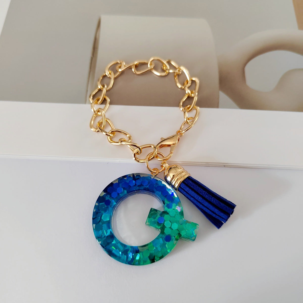 Wholesale Mixed color blue English letter keychain