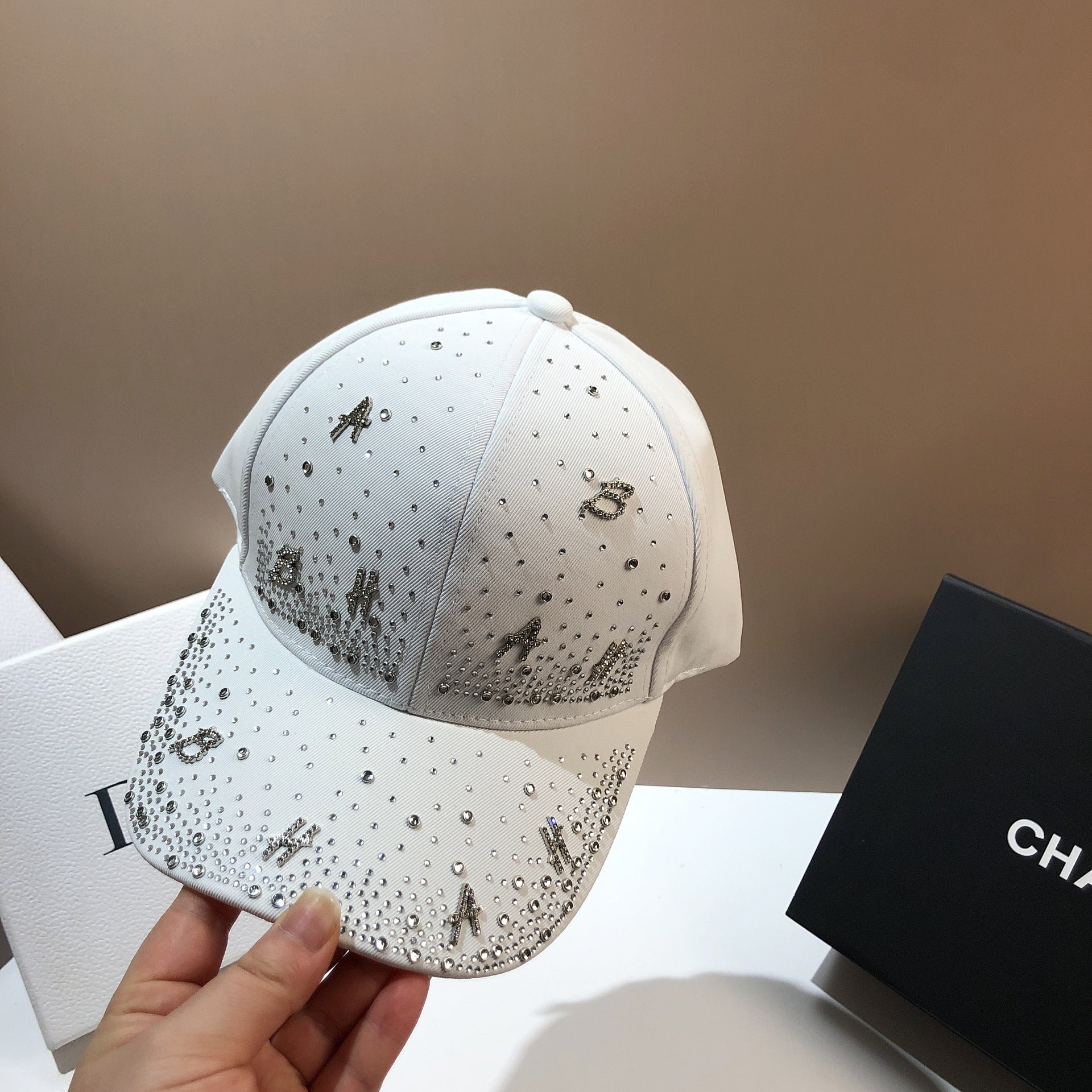 Wholesale Cotton Hot Rhinestone Three-dimensional Letter Baseball Cap
