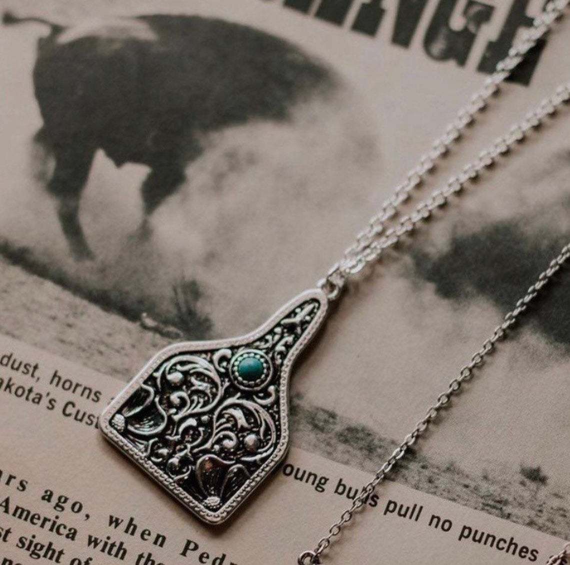 Wholesale Geometric Carved Turquoise Pendant Necklace