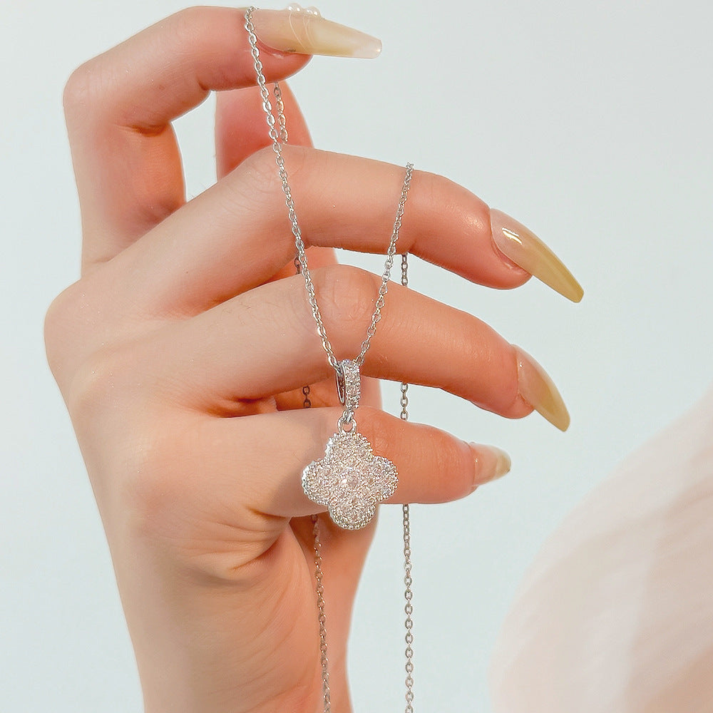 Wholesale Simple and Color Preserving Titanium Steel Women's Versatile Niche High End Exquisite Light Luxury Versatile Simple Necklace