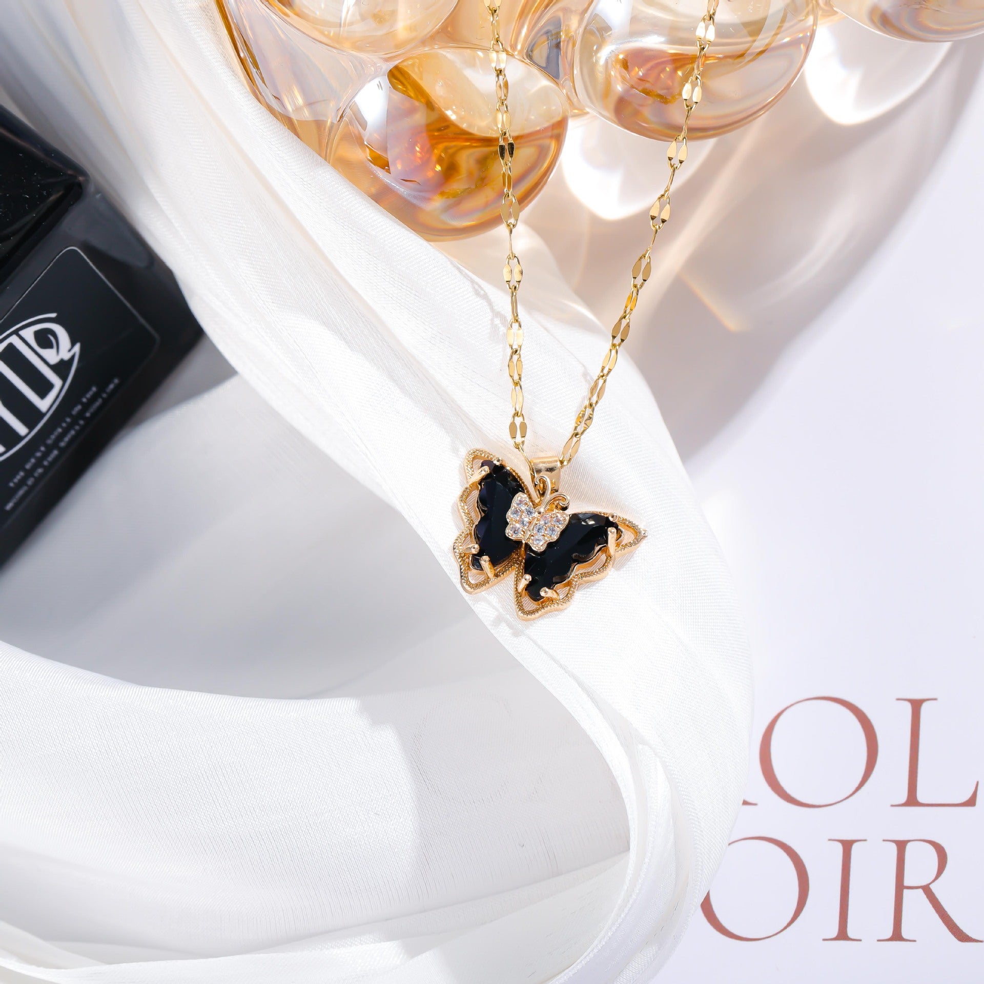 Wholesale Copper Gold Plated Micropaved Color Crystal Butterfly Titanium Steel Necklace