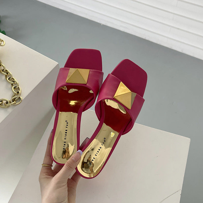 Wholesale PU Word Square Toe Solid Color Chunky Heel Slippers