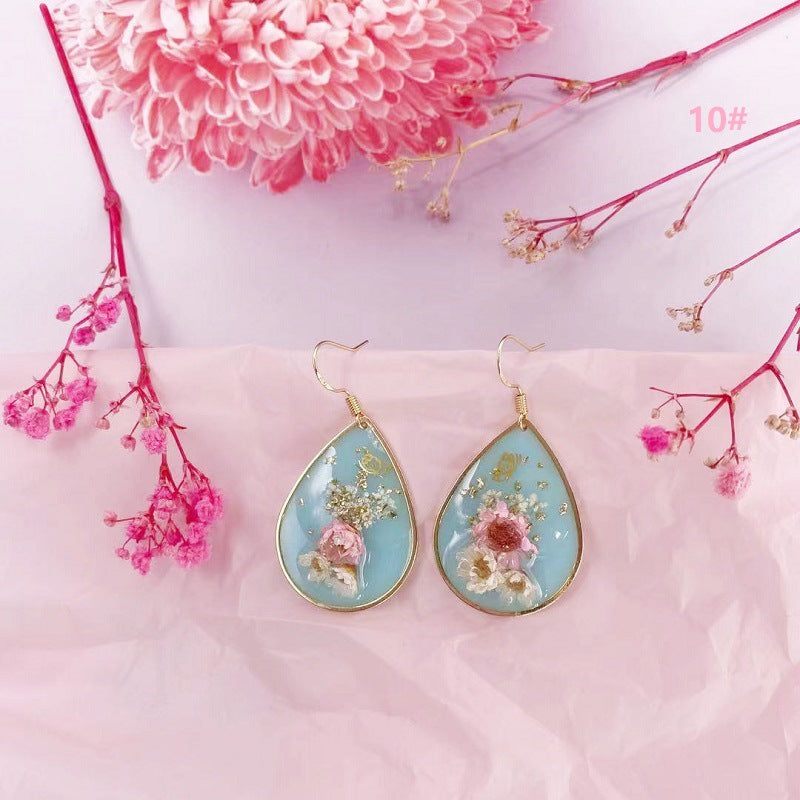 Wholesale Geometric Natural Dried Flowers Gold Leaf Earrings