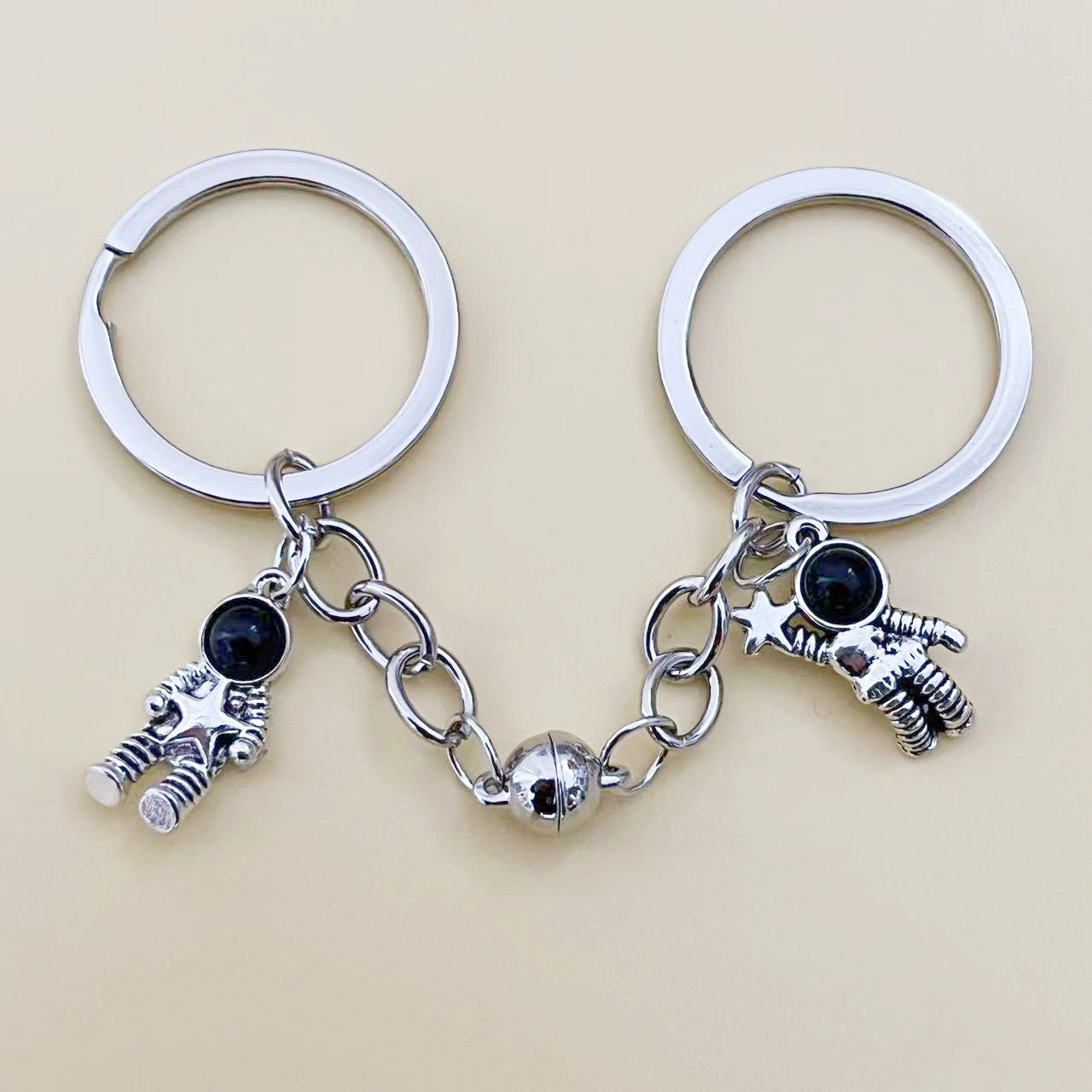 Wholesale Astronaut Star Magnetic Keychain Spaceman Keychain