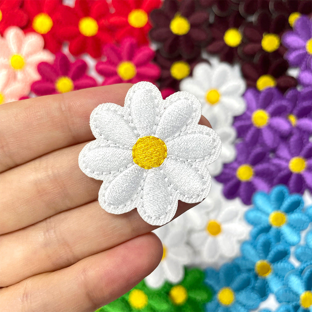 Wholesale Chic Embroidered Iron On Patches Sewable Cloth Applique For Coats Bags DIY Everyday Craft