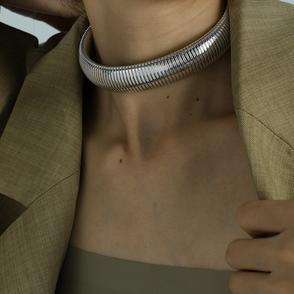 Wholesale Exaggerated Vintage Threaded Stretch Bracelet Necklace Set