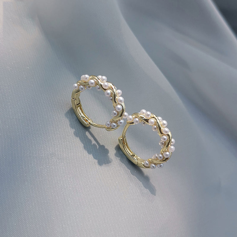 Wholesale High-grade pearl earrings irregular