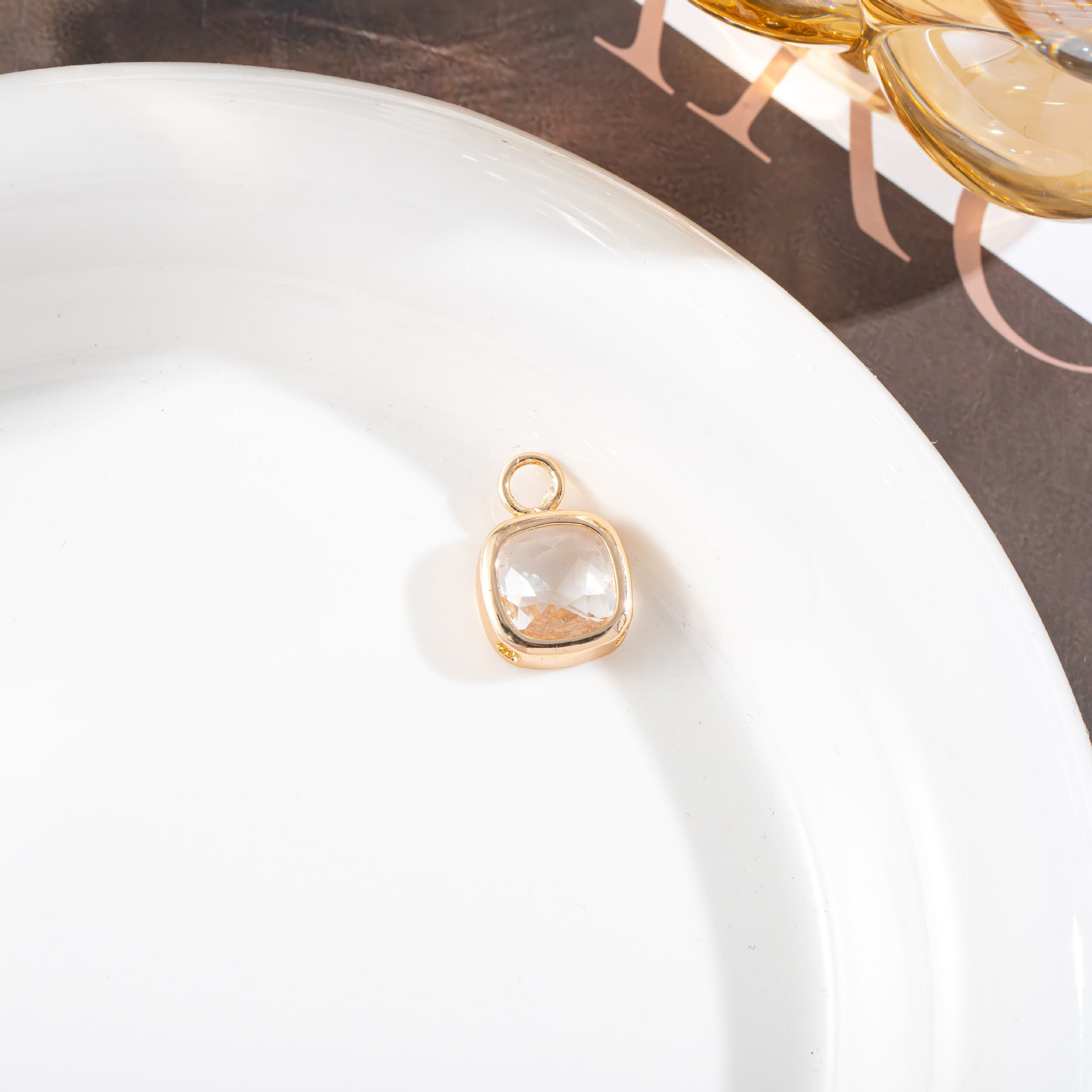 Wholesale Crystal Sugar Cube Pendant Accessories