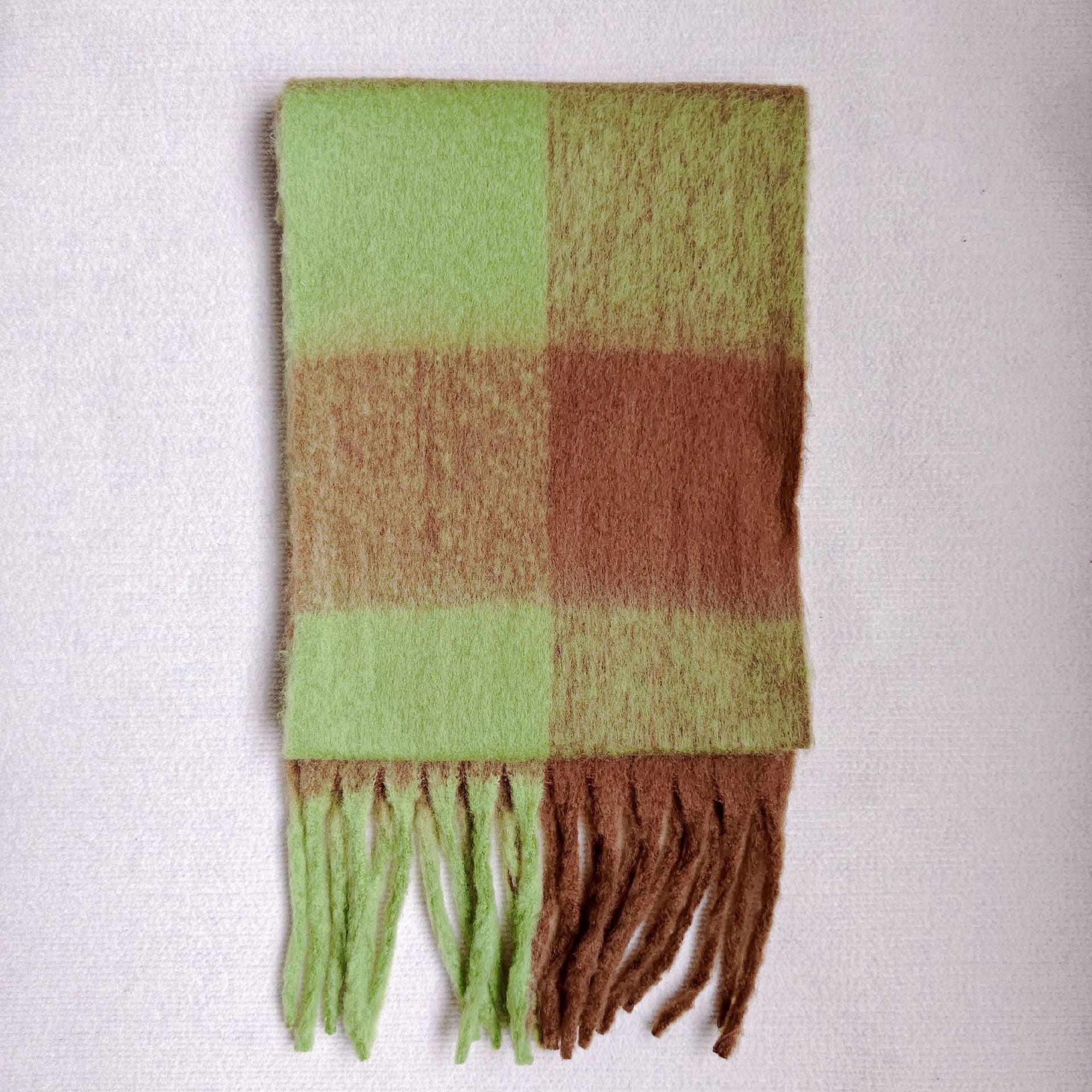 Wholesale Autumn and Winter Warmth and Thickening The Atmosphere, Two-color Mohair Large Check Scarf