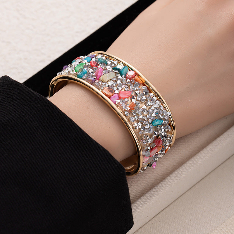 Wholesale Exaggerated wide bracelet with colored diamonds and gravel