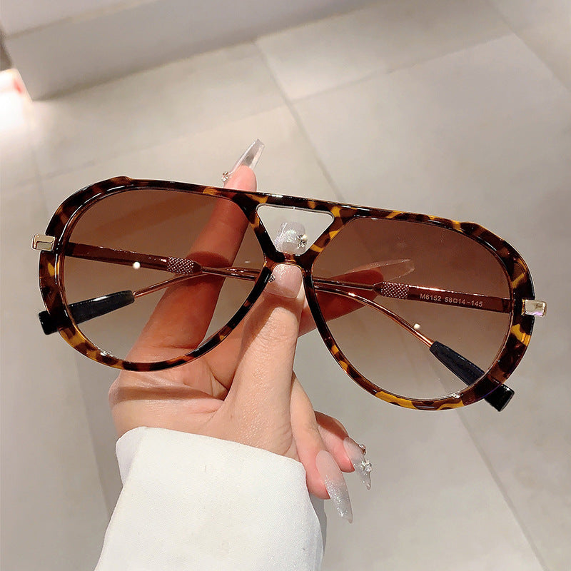 Wholesale Retro Sunglasses Leopard Frame Double Bridge Design Flat Mirror