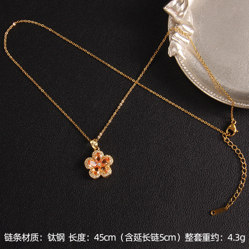 Wholesale Four-leaf Clover Flower Necklaces Pendant Clavicle Chain