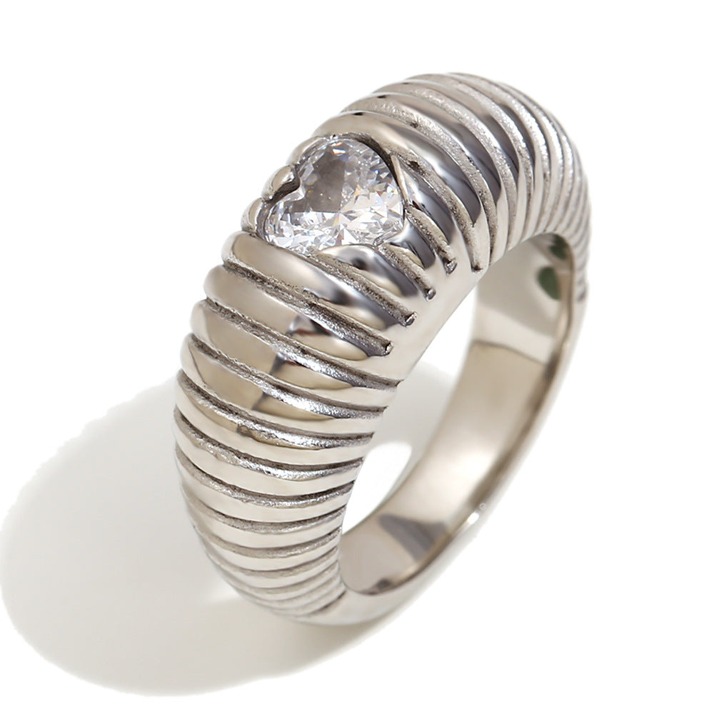 Wholesale Threaded stainless steel heart-shaped zircon ring