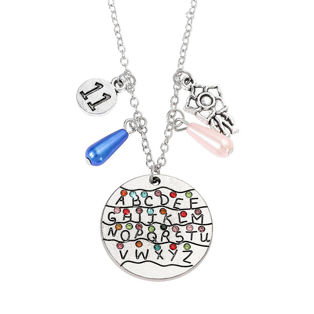 Wholesale Alphabet colored diamond Metal Keychain