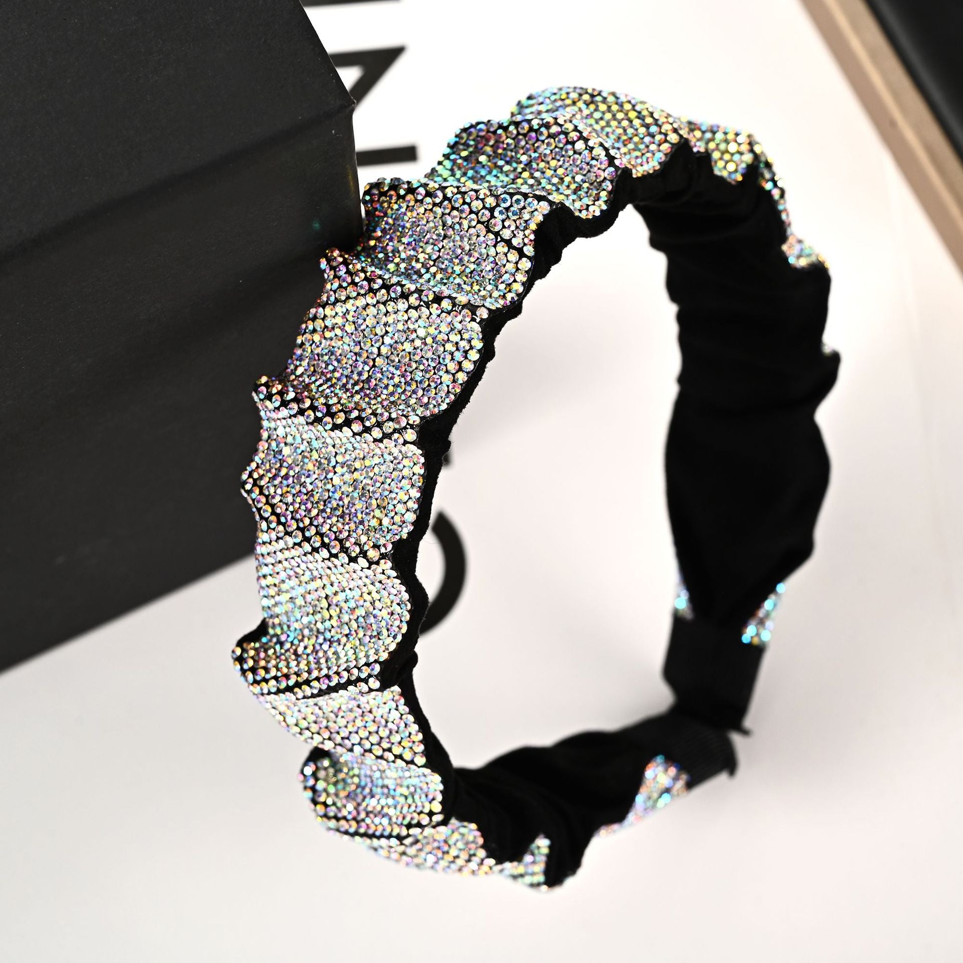 Wholesale Colorful Pleated Full Diamond Sparkling and Dazzling Personality High-end Wide Edge Headband