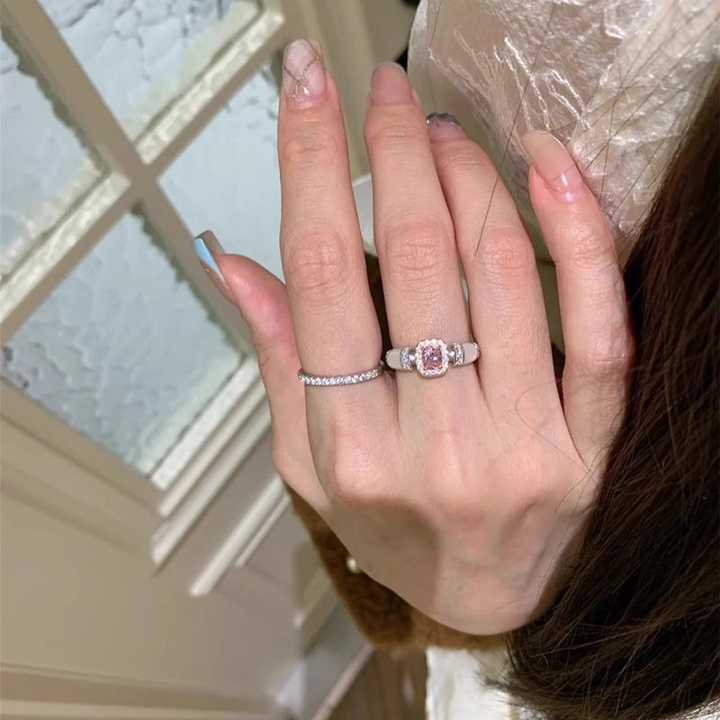 Wholesale Vintage Pink Sugar Cube Small Diamond Ring for Women,  Socialite Style