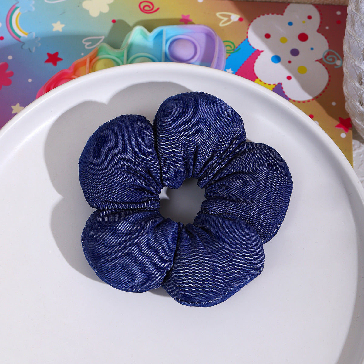 Wholesale Three dimensional flower girl with curly hair and hair loops